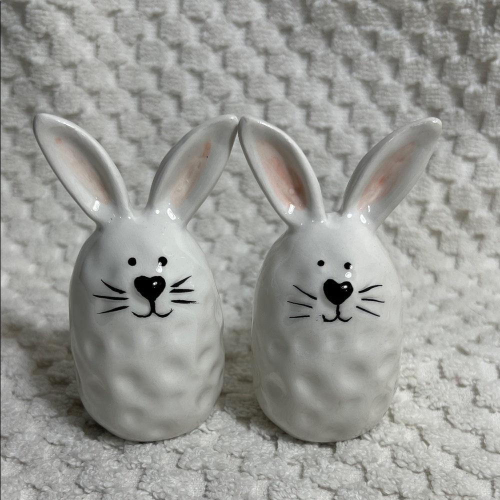 Easter White Bunnies Salt and Pepper Shakers